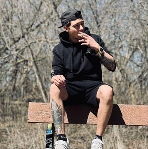 Meet your Posher, Heeks